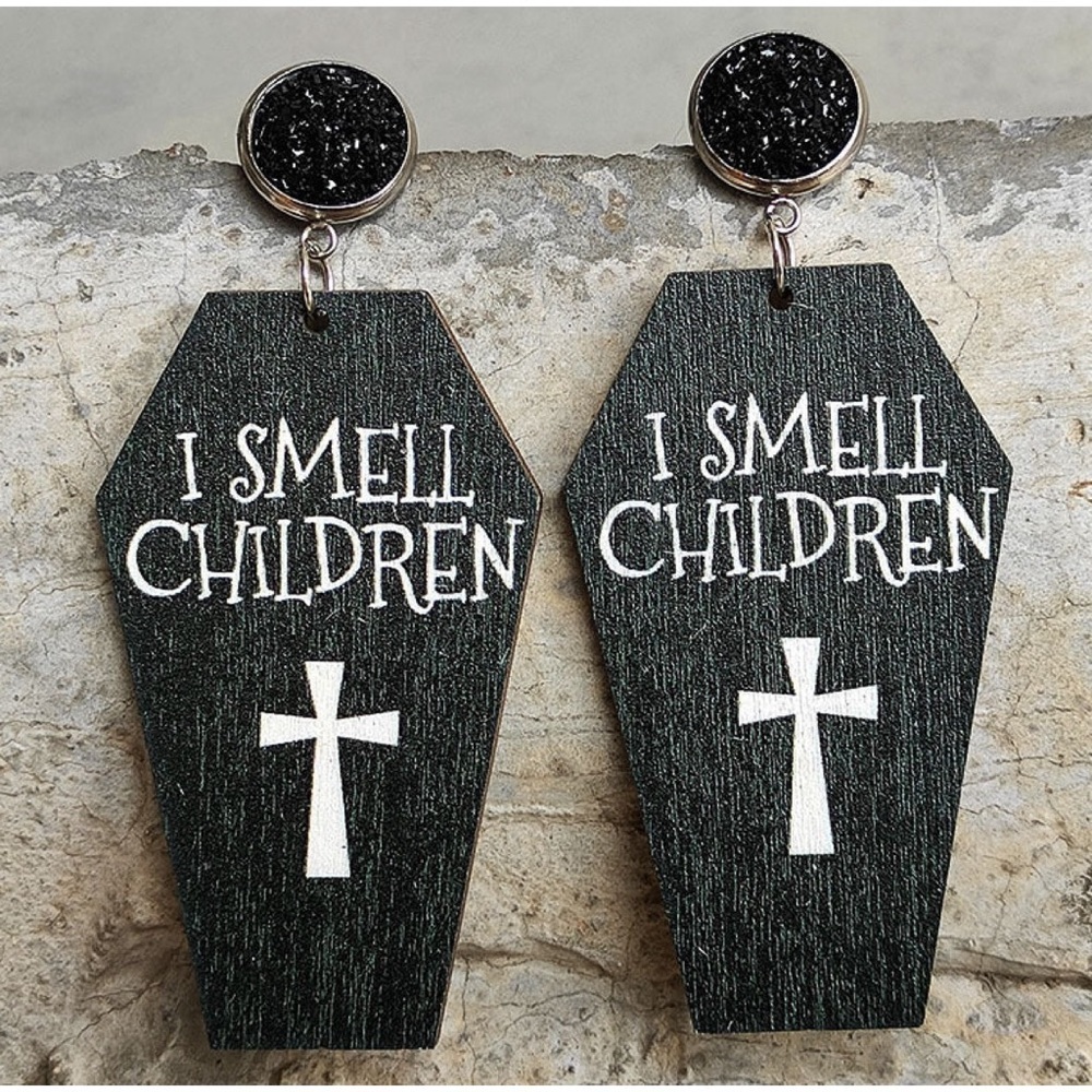 “I Smell Children" Hocus Pocus themed coffin-shaped dangle earrings, NEW